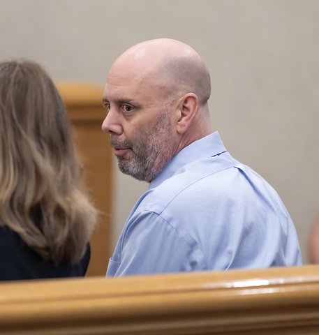 Jury hears opening statements for Gainesville man accused of molesting ...