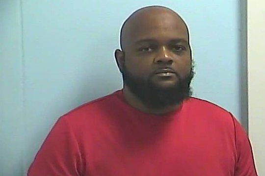 Auburn man accused of taking batteries from Hall cell towers sentenced in plea deal