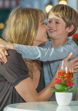 MOTHERS-DAY-BRUNCH