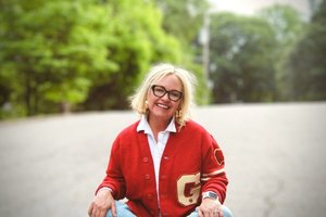 Amy McKinney Kerr.jpg