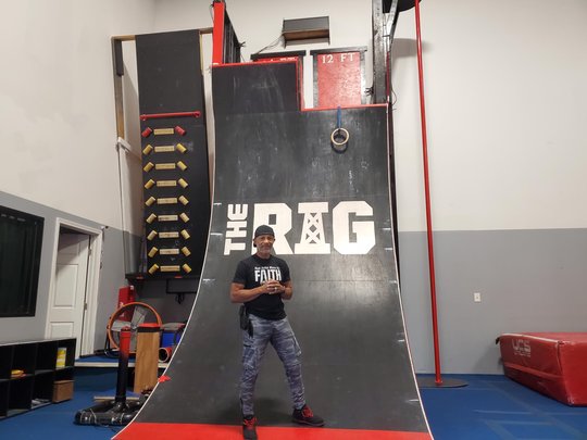 Flowery Branch’s Glenn Davis, 62, takes another swing at American Ninja Warrior glory