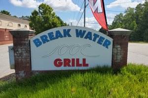 Break Water Grill 2.jpg