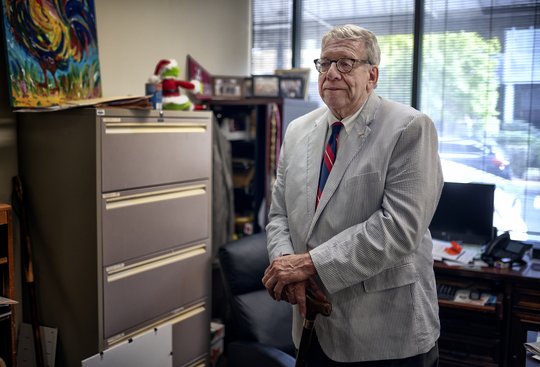 Public defender Brad Morris to step down after nearly 50 years in legal arena