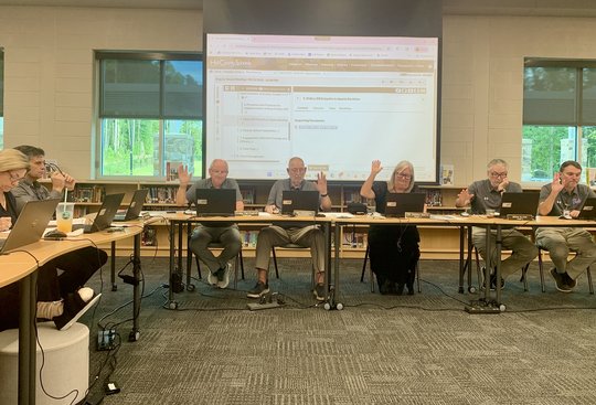 Here’s how Gainesville, Hall school boards voted on transgender athlete policy