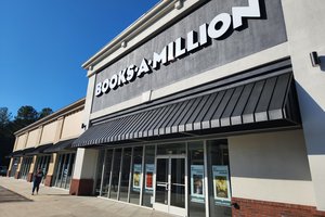 08292025 BOOKSAMILLION 1