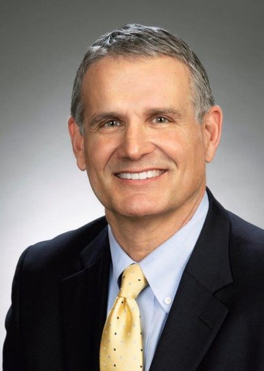 Meet Bob Norton, the insurance executive running for Gainesville’s city council