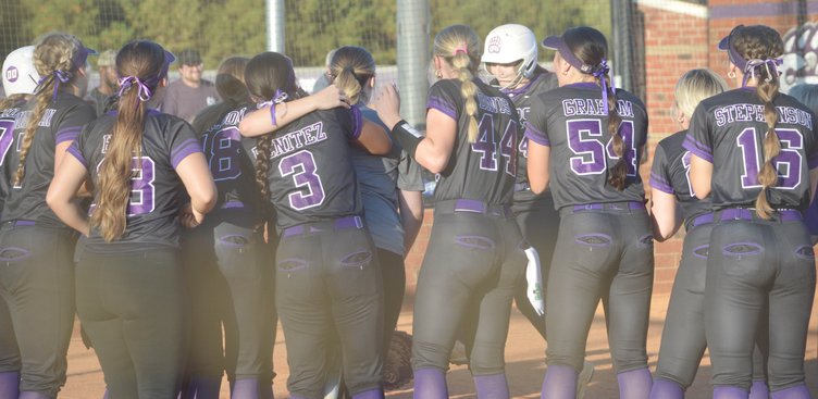 Bluff softball 1.jpg