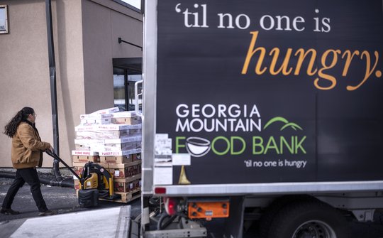 ‘A very scary time’: SNAP benefits may end Nov. 1. Here’s how it could hit local families