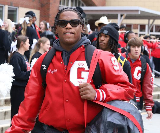 PHOTO GALLERY: Gainesville High holds spirited football sendoff for state quarterfinal game at No. 1 Hughes