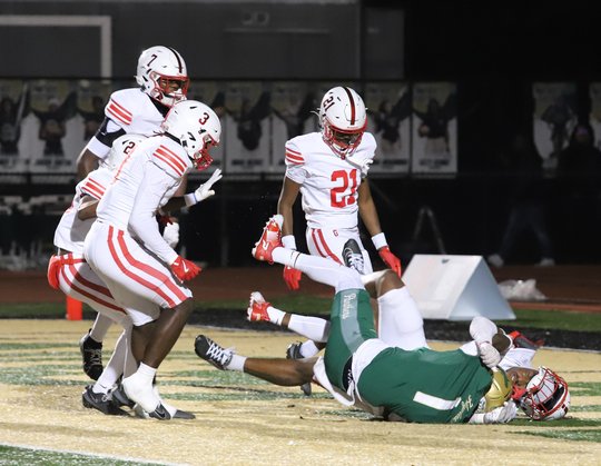 High school football: Gainesville High defensive back commits to Miami-Ohio