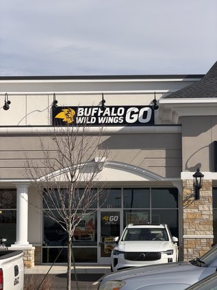 12232025 BUFFALOWILDWINGS 1.jpeg