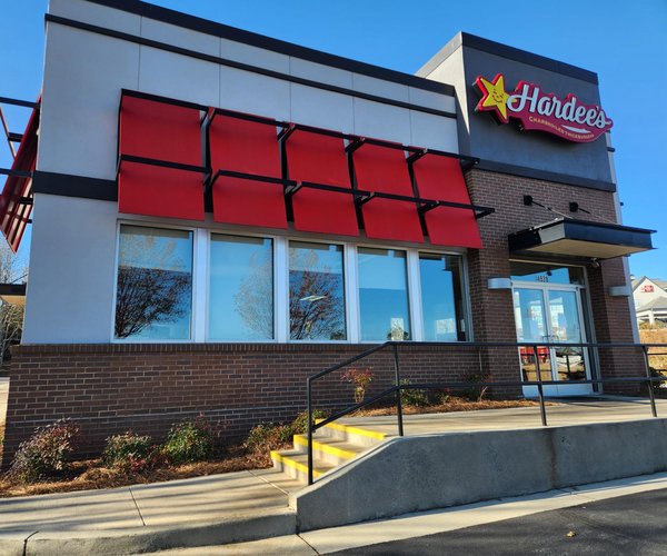 12232025 HARDEES 1.jpg