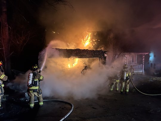 Four escape from Gainesville home fire
