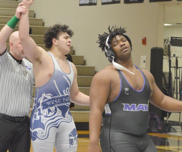 8-3A Wrestling 1.jpg