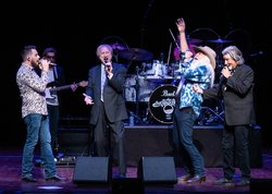 020626 OAK RIDGE BOYS 1