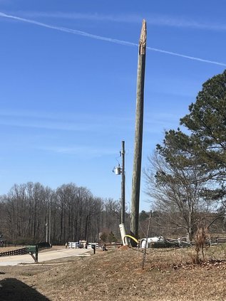 02202026 Truck snags lines RAW 4.jpg