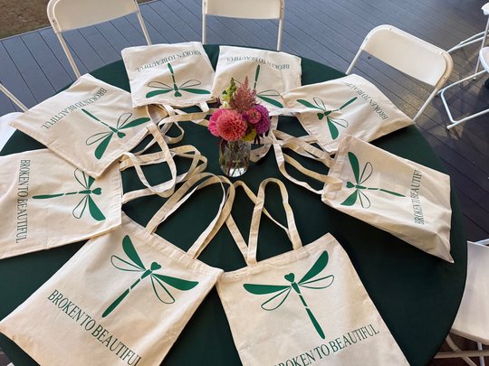 Retreat on Lake Lanier brings grieving mothers together