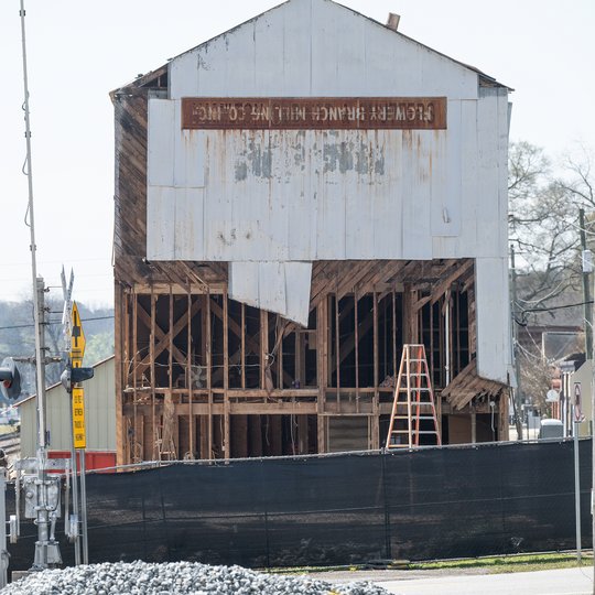 Owners hope Flowery Branch brewpub will ‘preserve the historic look, feel and history’ of downtown building