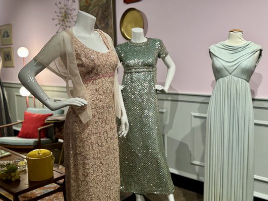 Northeast Georgia History Center transforms into 1960s cocktail party — royal gowns and all