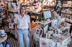 T&T UPSY DAISY 2.jpg