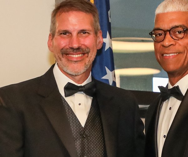 Tim Evans & Glennis Barnes.jpg