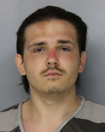 Gainesville man charged with sexual battery involving runaway teen girls