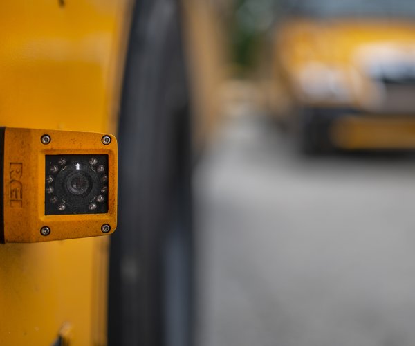 BUS 3.jpg