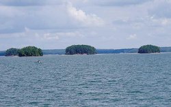 Three Sisters Island