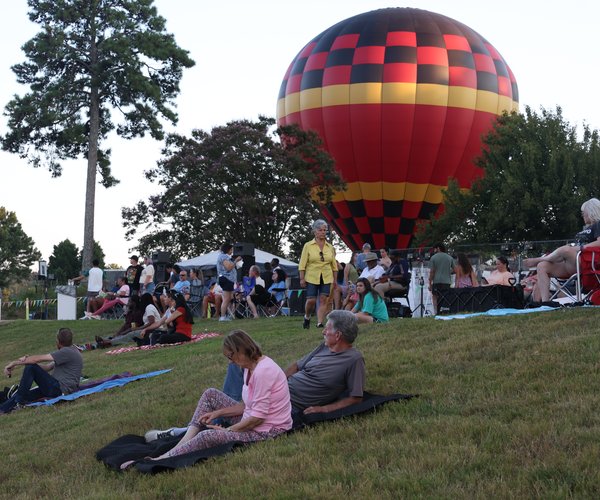 091826_HotAirBalloonFest_194.jpg