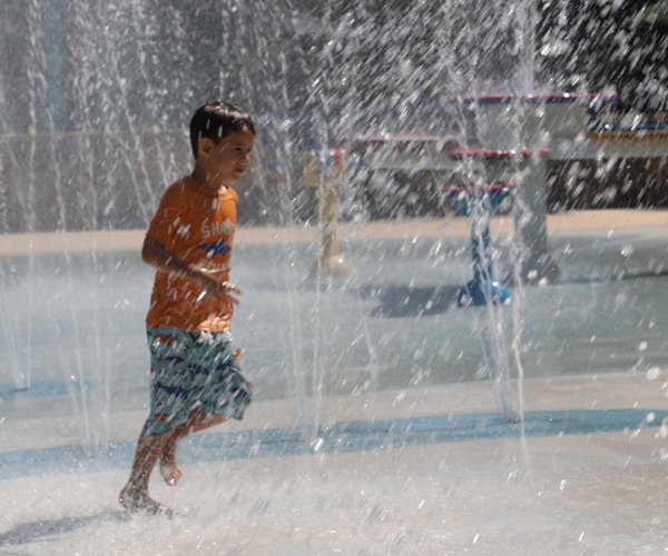 081426_Heat Advisory_4.jpg