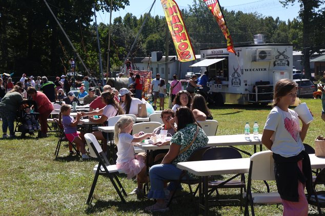 092626_LulaFallFest_206.jpg