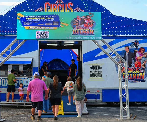 08222025 CIRCUS 1.jpg
