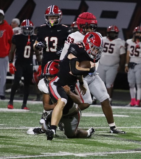 High school football: Resilient Flowery Branch eager to make playoff push in Class 5A